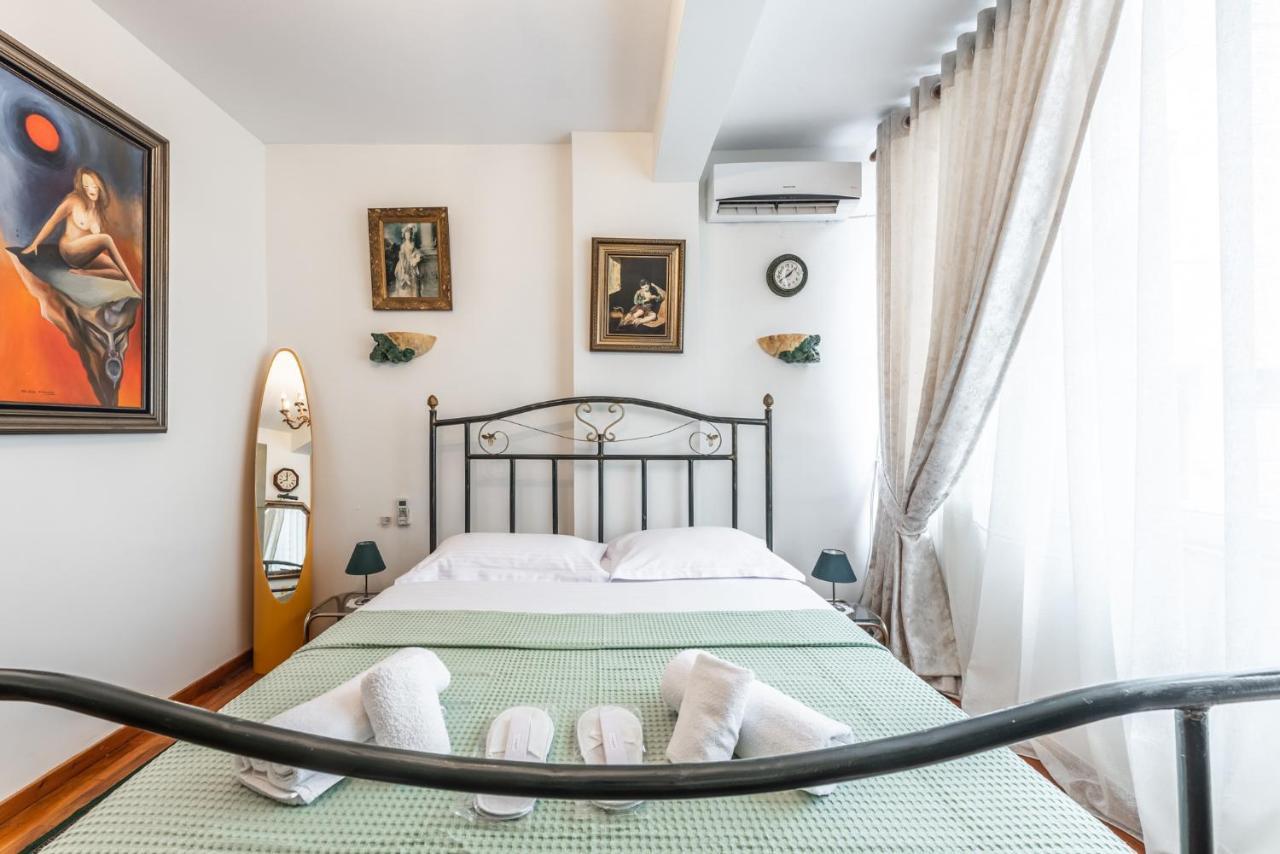 Vintage And Warm 2Br Apartament In Tirana Exteriör bild